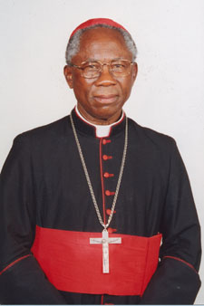 Cardinal Francis Arinze, préfet pour la Congrégation du Culte divin et de la Discipline des Sacrements